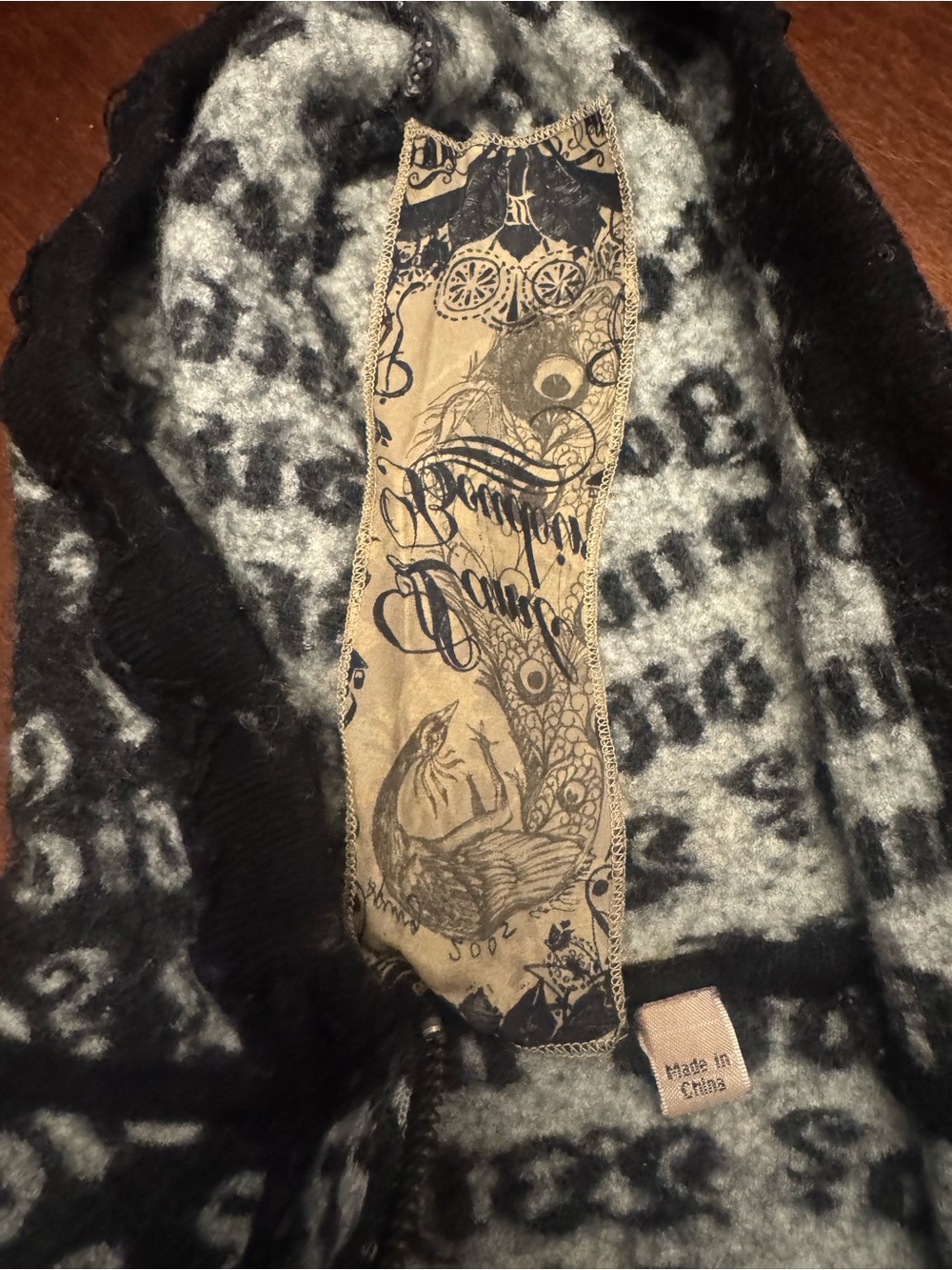L.A.M.B. Authentic WDMLG Hoodie Gwen Stefani Black DAMAGED - Picture 6 of 10
